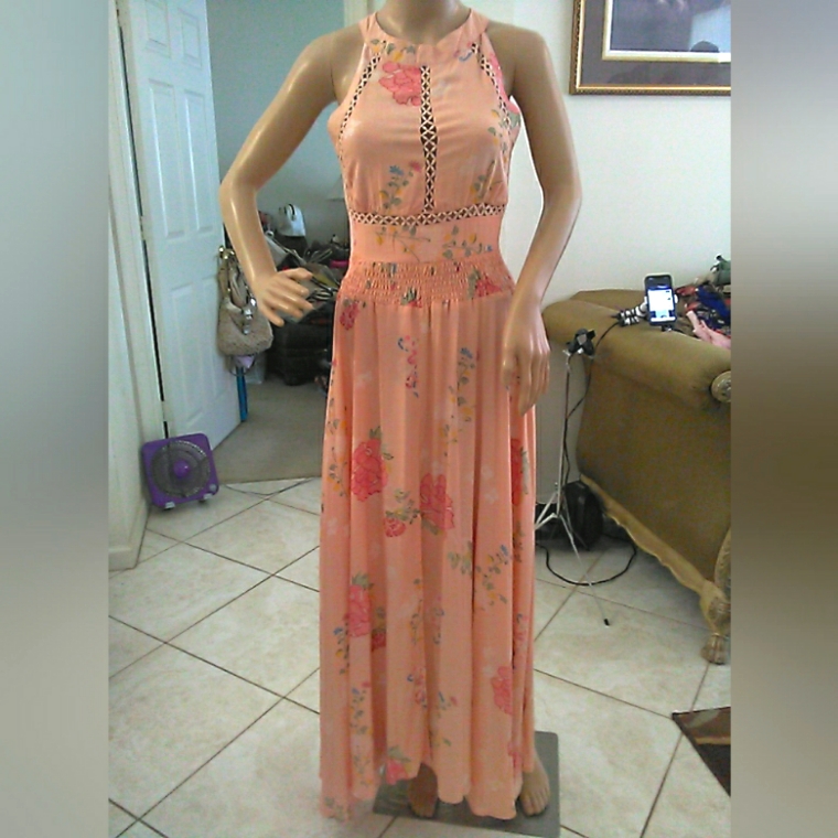 Lk. New Jaase Chic Peachy/Coral Floral Maxi Dress Fab. Detail Open Back W/Tie